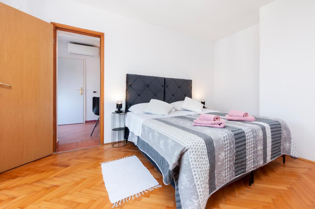Apartment Biggy Rovinj Buitenkant foto
